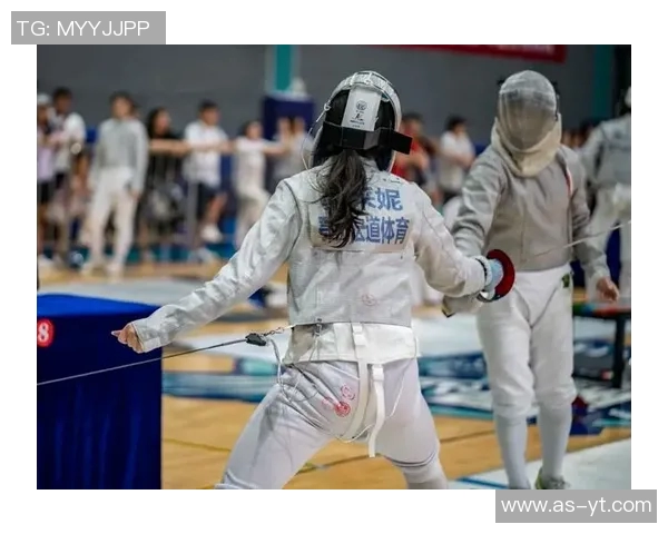 击剑青年组决赛精彩落幕选手们展现出卓越技艺与拼搏精神