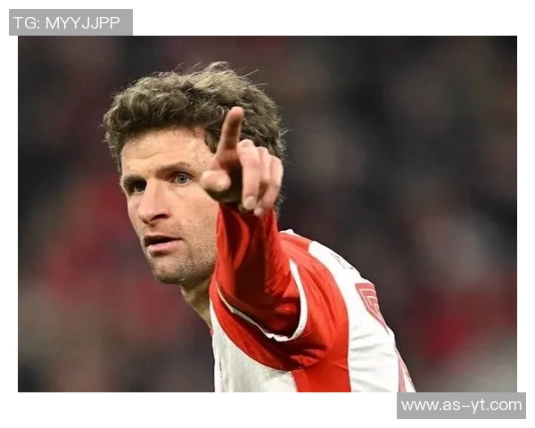 穆勒策应的战术智慧与现代足球中的应用探讨 穆勒策应的战术智慧与现代足球中的应用探讨