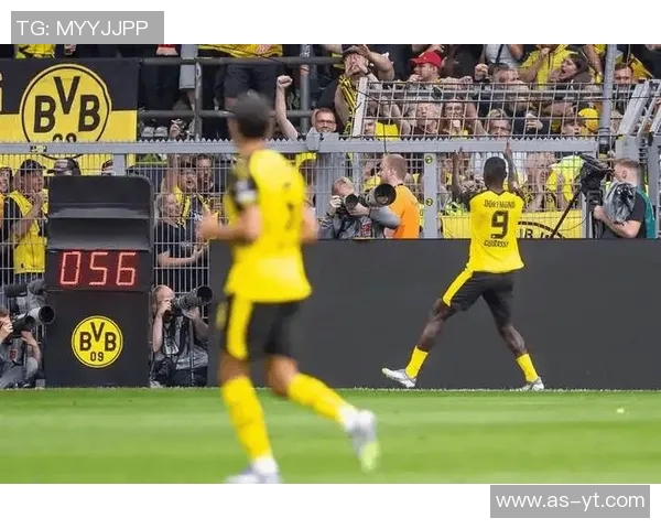 多特客场小胜汉堡,德甲冠军前景黯淡 多特客场小胜汉堡,德甲冠军前景黯淡